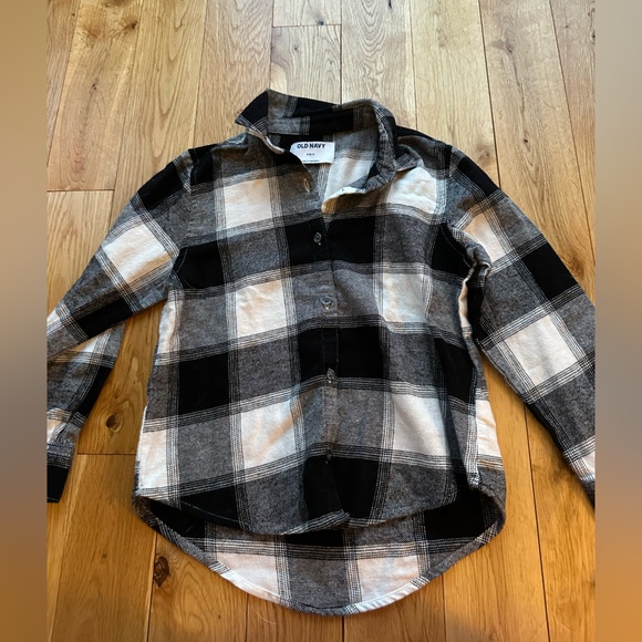 Old Navy Buffalo Plaid Girls 6-7 Flannel Shirt w Cream Fuzzy Sweater Vest Outfit - Picture 3 of 11